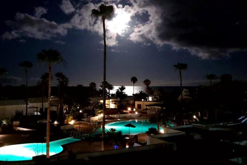 Daire Luxury Ocean View Playa Roca *